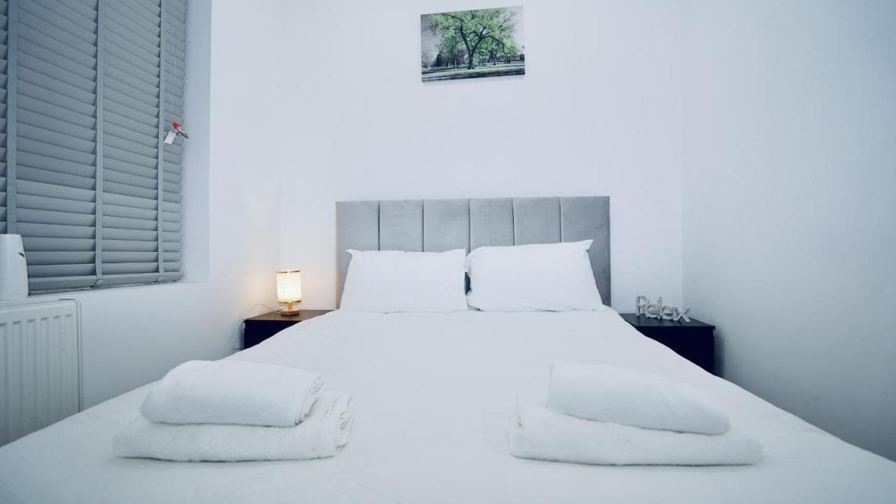 E2M Stays Lovely Apt Close To Ilford Station With Free Parking Exterior foto