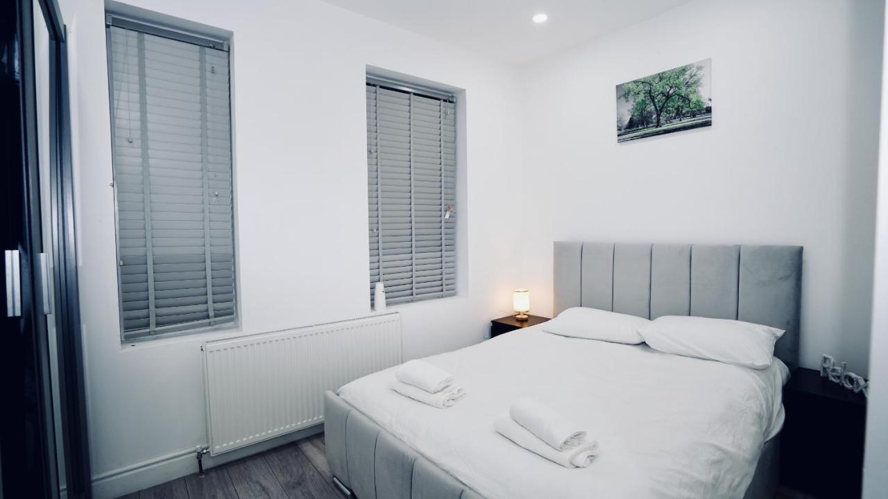 E2M Stays Lovely Apt Close To Ilford Station With Free Parking Exterior foto